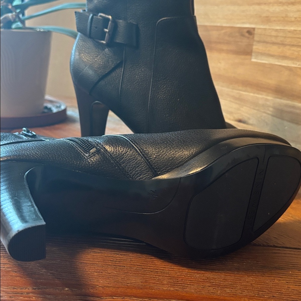 Nine & company by nine West black ultimate leather boots - Picture 3 of 4